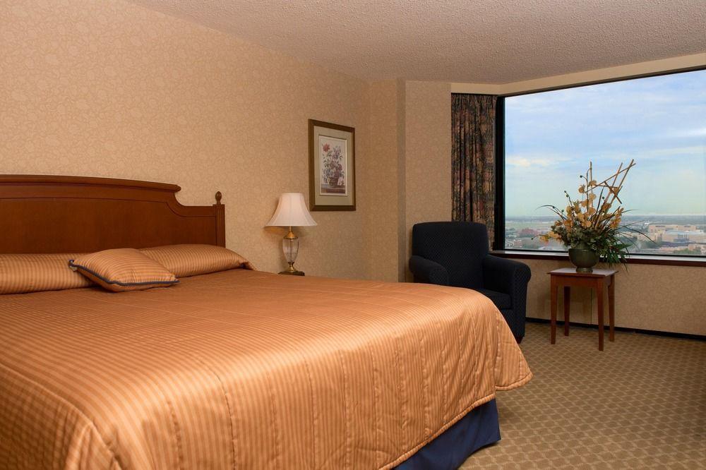 Sandman Signature Downtown Hotel Edmonton